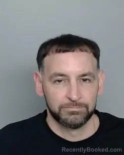 Mugshot of DEREK PARRA