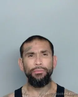 Mugshot of VICTOR MANUEL CAVAZOS