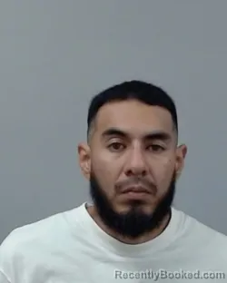 Mugshot of SALVADOR IZAGUIRRE GONZALEZ