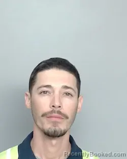 Mugshot of RICARDO ROLANDO CADENA