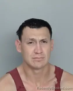 Mugshot of MARTIN RODRIGUEZ