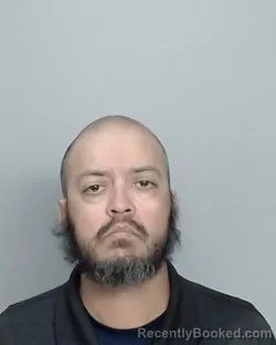 Mugshot of ARTURO MUNOZ