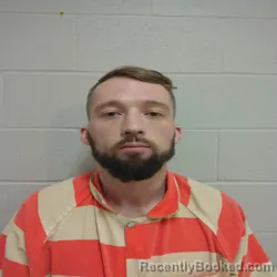 Mugshot of PEYTTON CARLTON HOOKS