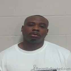 Mugshot of EROME MADDOX