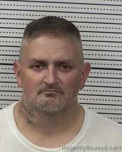 Mugshot of LUIS OLVERA