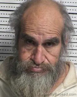 Mugshot of ROBERTO CORNEJO