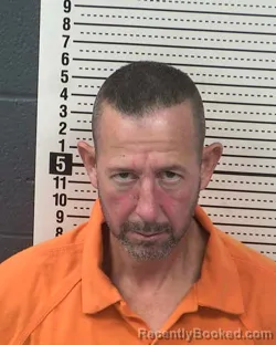 Mugshot of RAFAEL J RAMOS