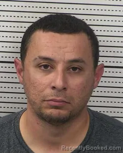Mugshot of VICTOR ORDONEZ
