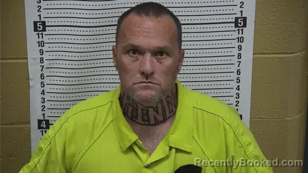 Mugshot of TRAVIS E KING