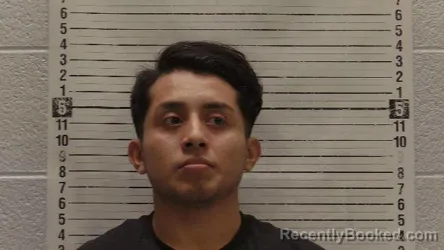 Mugshot of CRISTIAN DE LA CRUZ-MARTINEZ booked in Luna County, New Mexico on April 7, 2026