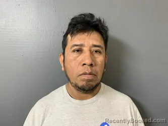 Mugshot of Ramon Clemente Hernandez