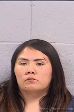 Mugshot of Lana Buzzy Lopez