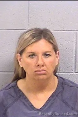 Mugshot of Shelley Lyn Lunt booked in San Juan County, New Mexico on October 21, 2026