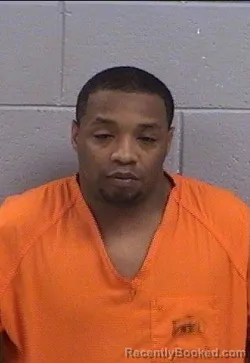 Mugshot of Deandre Lamont Brown booked in San Juan County, New Mexico on April 24, 2026