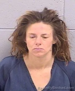 Mugshot of Vanesse Courtney Salazar