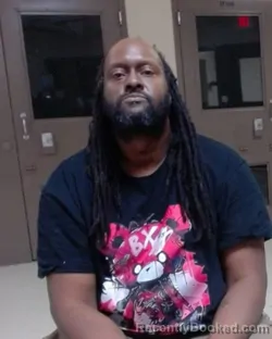 Mugshot of DEONTE D SMITH