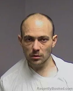 Mugshot of Derick Scott Svenson