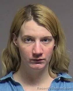 Mugshot of Danielle Paulette Tadder
