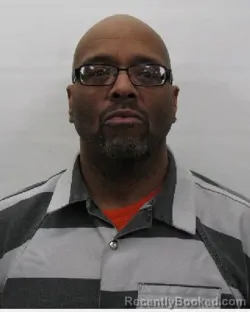 Mugshot of Saron W Leeper