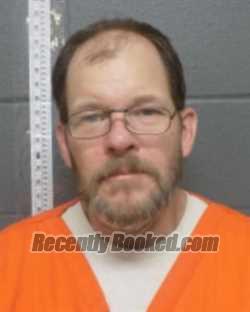 Mugshot of ALAN E MOORE