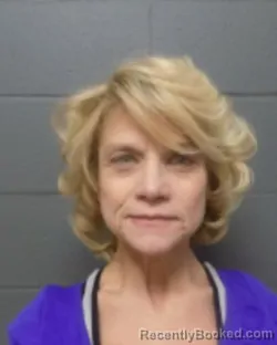 Mugshot of AMBER L SINES