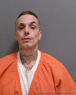 Mugshot of RICHARD COLON