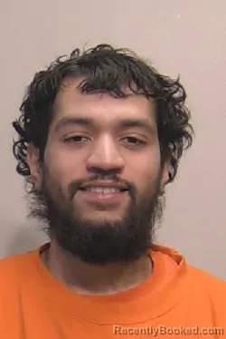 Mugshot of Robert Aleandro Reyes