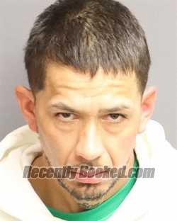 Mugshot of JOSUE SUMAN-DEL VALLE