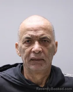 Mugshot of EDWIN VAZQUEZ