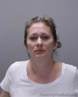 Mugshot of JADE MARIE FUSTANIO