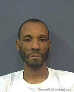 Mugshot of ROBENSON DENIS