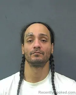 Mugshot of ROBERTO A ASTACIO