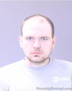 Mugshot of JUSTIN M LAWRENCE