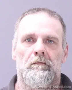 Mugshot of ROBERT A HENAULT