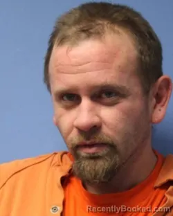 Mugshot of ALAN P WARNER