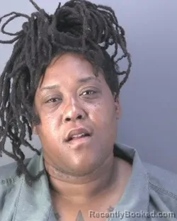 Mugshot of JANAL SHAQUINTHIA KELLY booked in Hendry County, Florida on April 25, 2026