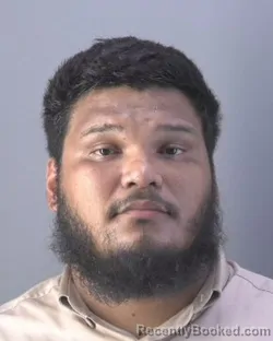 Mugshot of WILLIAM MANRIQUE ESCOBAR booked in Hendry County, Florida on April 19, 2026