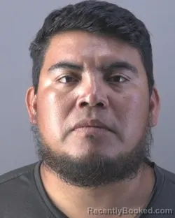 Mugshot of JONATHAN LOPEZ LAZOS booked in Hendry County, Florida on April 5, 2026