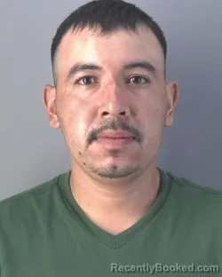 Mugshot of JOSE G ESTRADA MOSQUEDA booked in Hendry County, Florida on May 22, 2026