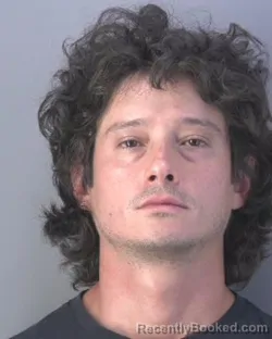 Mugshot of Andres Felipe Ascanio Martinez booked in Hendry County, Florida on October 4, 2026