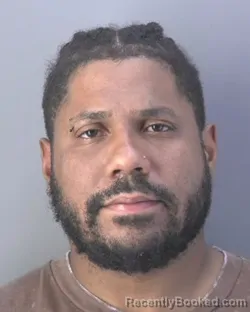 Mugshot of Jiovanni Lucas Aponte booked in Hendry County, Florida on October 8, 2026