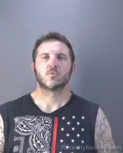 Mugshot of AARON MICHAEL WILLIAMSON booked in Hendry County, Florida on April 18, 2026