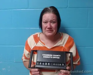 Mugshot of Phyllis Annette Dutton