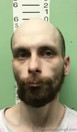 Mugshot of DALTON WAYNE PIERCE