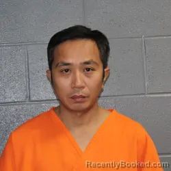 Mugshot of NHUT THANH LE