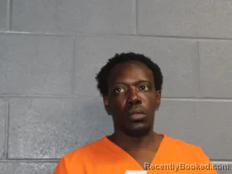 Mugshot of DALVISE DAVIS