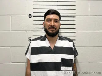 Mugshot of FERNANDO CRUZ