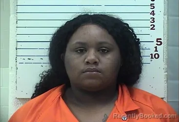 Mugshot of SANDRASHA WARREN
