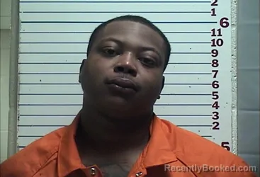 Mugshot of D'ONYUS BOWMAN