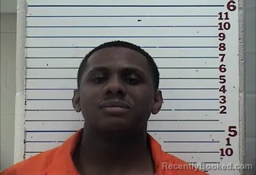 Mugshot of DEONTE LEMARR MONIGAN